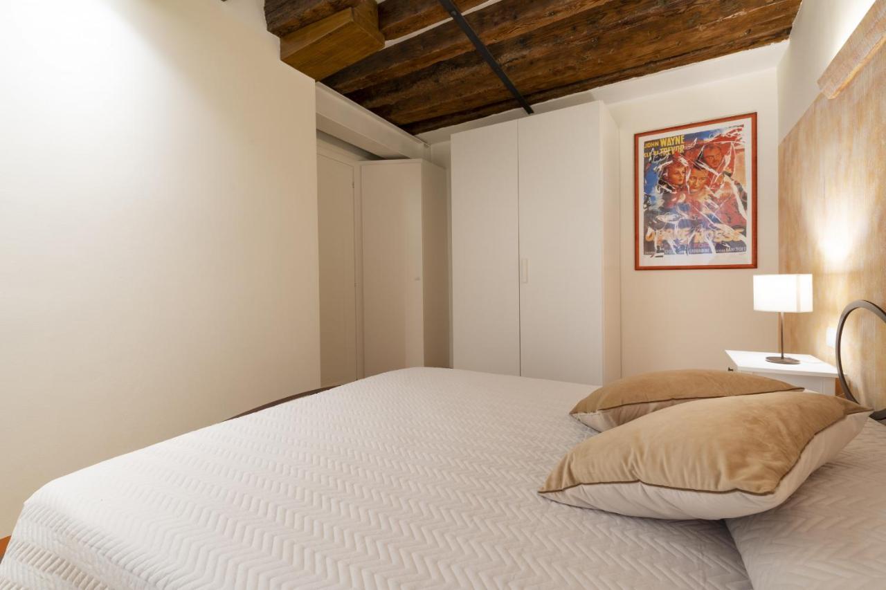 Rialto Sant'Aponal Prestige By Wonderful Italy Apartment Venice Exterior photo