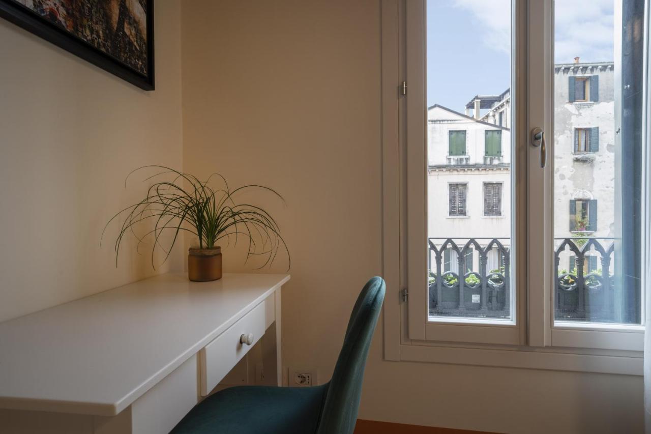 Rialto Sant'Aponal Prestige By Wonderful Italy Apartment Venice Exterior photo