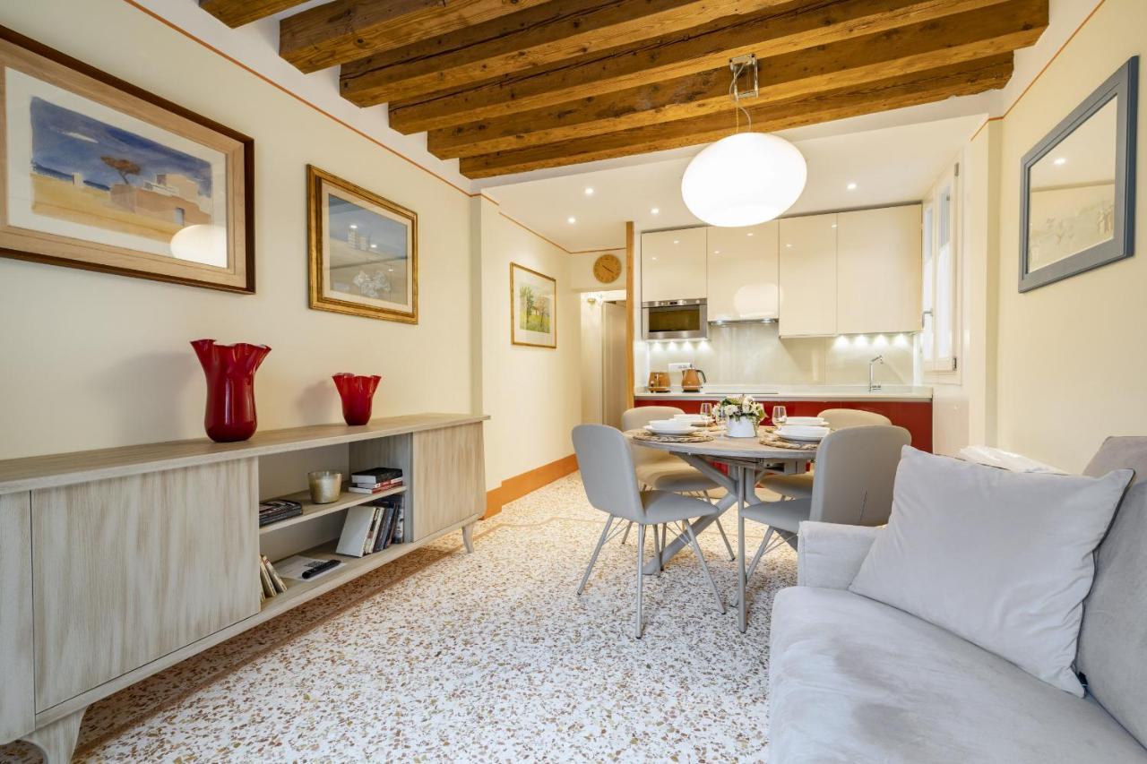 Rialto Sant'Aponal Prestige By Wonderful Italy Apartment Venice Exterior photo