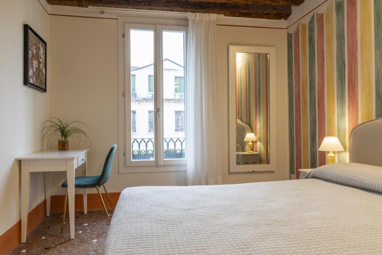 Rialto Sant'Aponal Prestige By Wonderful Italy Apartment Venice Exterior photo