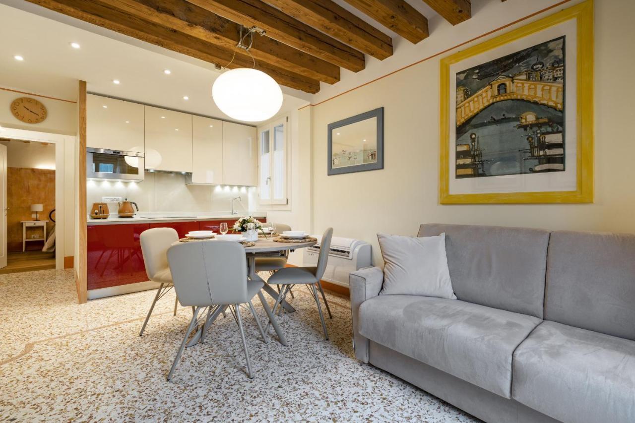 Rialto Sant'Aponal Prestige By Wonderful Italy Apartment Venice Exterior photo